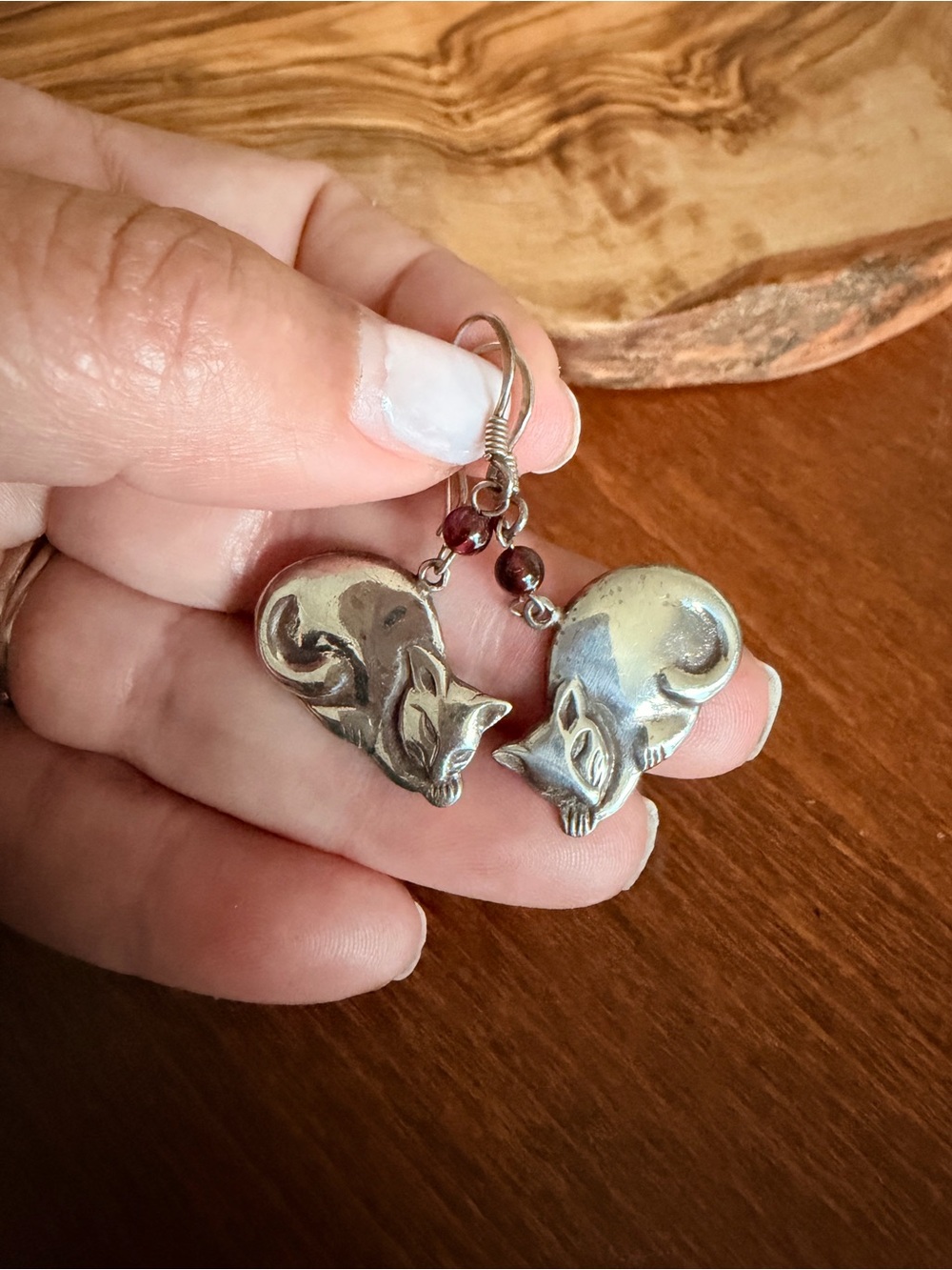 Source Unknown Sterling Silver Cat Drop Earrings with Garnet Beads